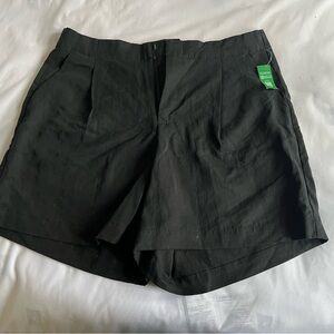 GAP Women's Black Bermuda Shorts